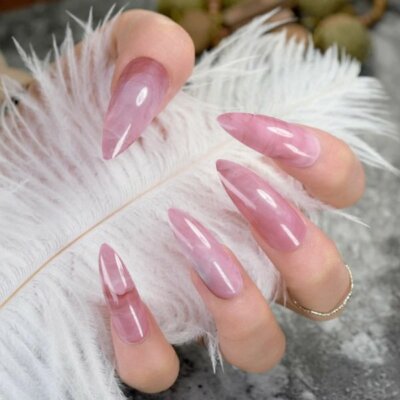 0,25/Stk 24 Knstliche Ngel 6 verschiedene Farben mit Klebepads  Fingernagel | eBay.de