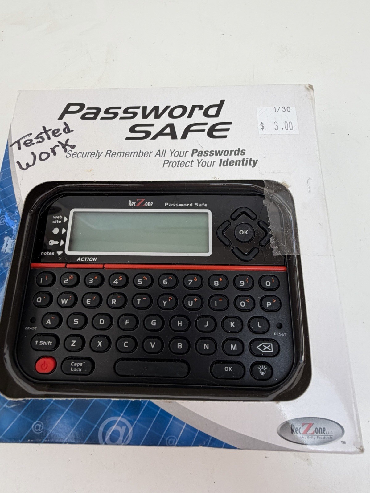 как выглядит RecZone Password Safe Model 595 Digital Organizer Vault Stores Logins Securely фото