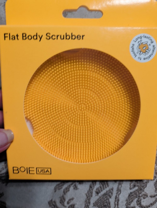 Boie Flat Body Scrubber - Antimicrobial/BPA-free/Exfoliating/Yellow - NEW
