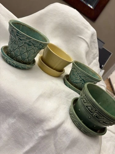 Vintage McCoy petite planters set of 4