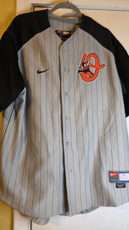 MLB Orioles Nike Jersey Tejada #10 Button Down Short Sleeves Small