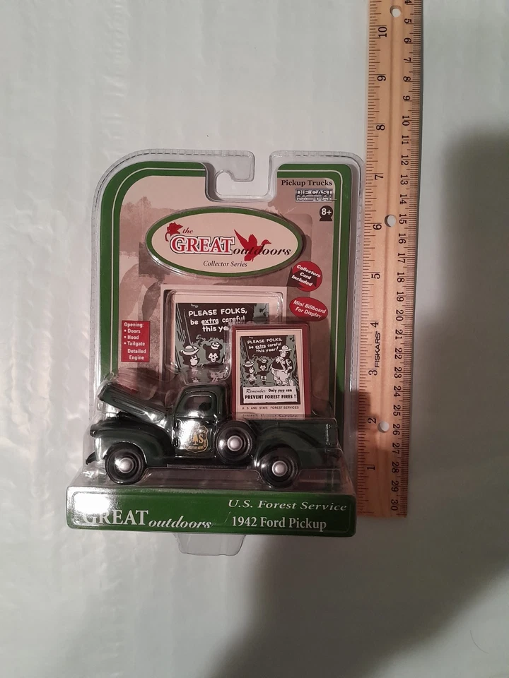 Gearbox 1942 Ford Pickup Truck The Great Outdoors US Forest Service Diecast 1:43 - Image 3 of 3