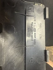 2003-2006 Honda Element Oem Right Center Roof Garnish Roof Rack Cover Blank