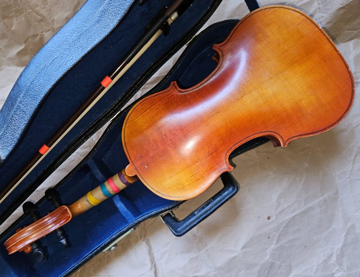Suzuki No.220 size 1/4 Violin, Japan 1984, Very Good Condition