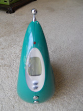 Retro Style Portable Radio. Works. NICE 