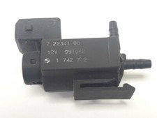 Soupape à vide BMW 5 (E39) 1999 Diesel 105kW 72234100 GUST15356