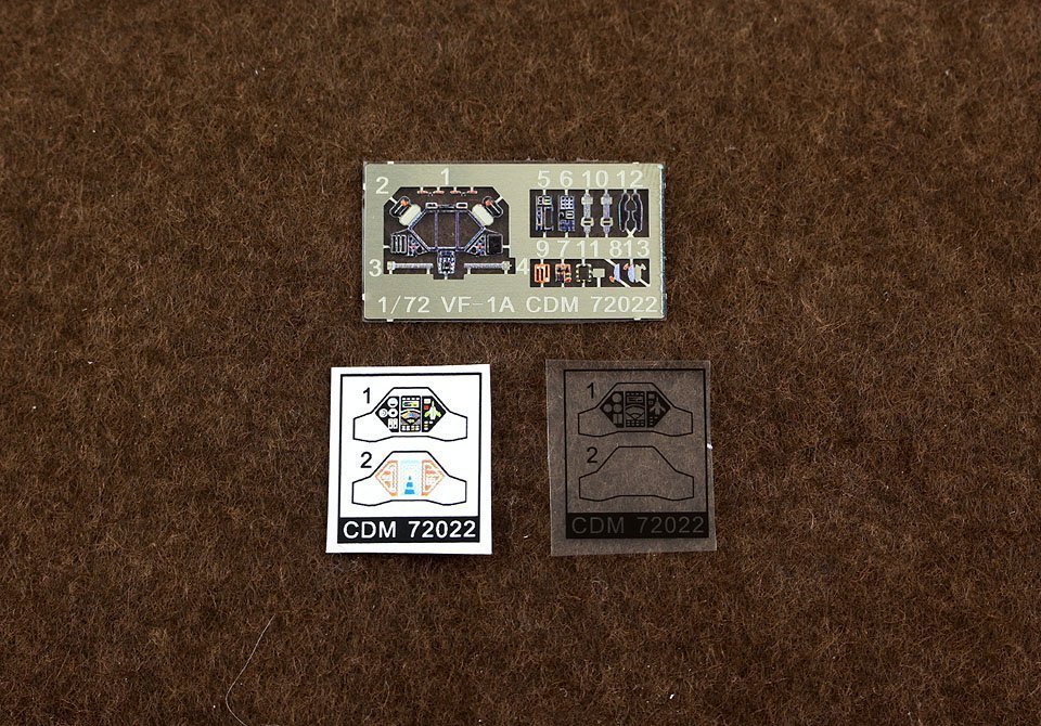 Dream Model 72022 1/72 VF-1A Valkyrie Cockpit Color Etching Parts