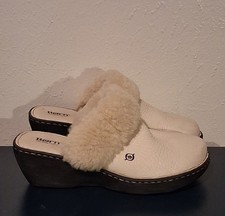 Born Women  s Beige Leather Clog Slippers Faux Fur Lined Comfort Mule Shoes 8.5