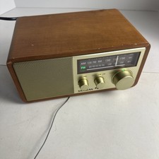 Sangean WR-11SE 40th Anniversary Edition Walnut AM/FM Tabletop Analog Radio