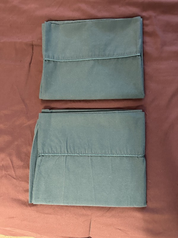 Set of 2 Dark Green Pillowcases