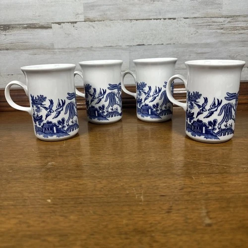 4" Churchill Blue Willow Tall Mugs Coffee Tea Made in England Set Of 4 Vtg 8 Oz.