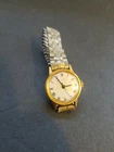 Vintage 1971 Women's TIMEX Gold Tone Classic Mechanical Watch, Runs 10060 7872A