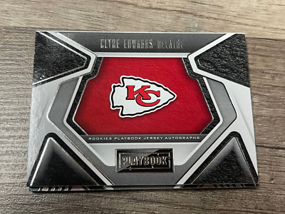 2020 Clyde Edwards-Helaire Playbook Rookie Jersey Autograph /199
