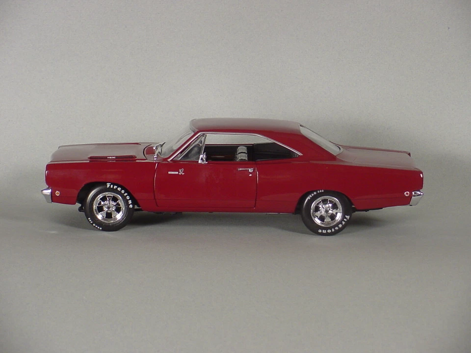 1/18th 1968 Plymouth Hemi Road Runner Burgundy - Image 2 of 4