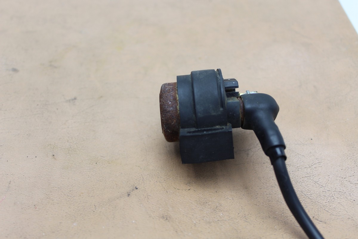 1985 KAWASAKI ZX750 GPZ (#422) STARTER SOLENOID START RELAY MOTOR