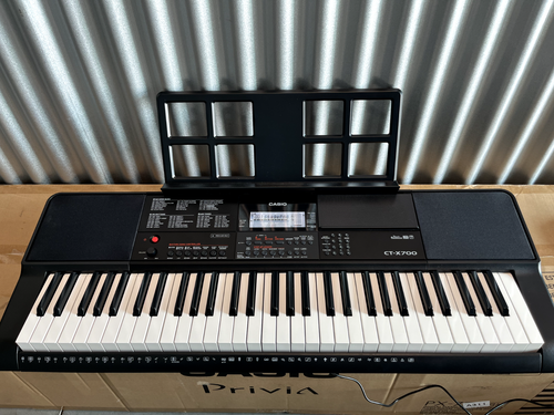 Keyboard Speedbike Sx600 Review Casio Ctx700 Casio CT-X700 61-Key