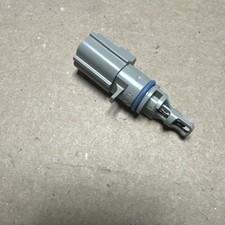 2011-2019 Ford 6.7l Powerstroke Diesel Intake Air Temp Sensor Oem 4r8z-12a697-a 2011-2019 Ford 6.7l Powerstroke Diesel Intake Air Temp Sensor Oem 4r8z-12a697-a