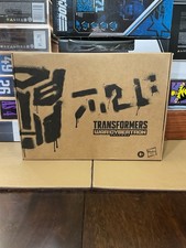Hasbro Transformers Generations Selects Shatt...
