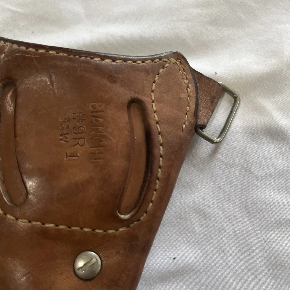 BIANCHI #9-R 1 Shoulder Holster 2" Colt Cobra Detective J&W - Image 3 of 4