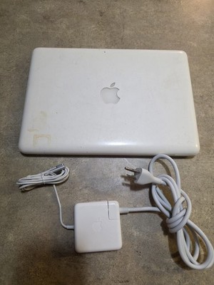 Apple MacBook 6,1| 2009| Intel Core 2 Duo| 2GB RAM| 250GB HDD| No OS| A1342