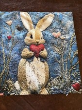 18" X 18" POSZEWKA NA PODUSZKĘ DZIECIĘCA NIEBIESKA, BEŻOWA, KOŚĆ SŁONIOWA, CZERWONY KRÓLIK - NOWA