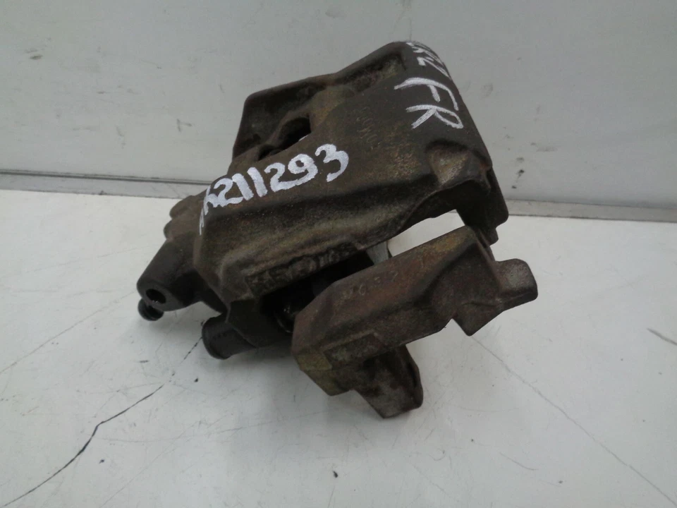 Pinza de freno delantera derecha lado pasajero Land Rover LR2 2008-2012 OEM AK211293 Foto 3 de 4