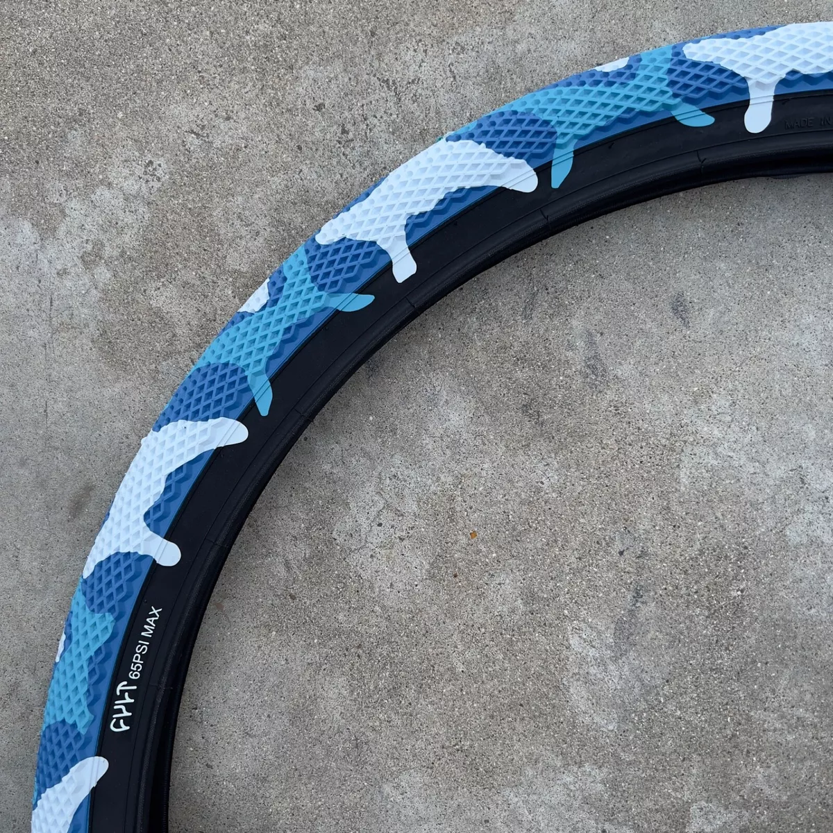 Blue camo hotsell bike tires