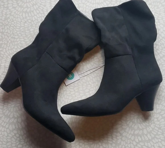 Universal Thread Classic Slouch Heeled Black Boot… - image 1