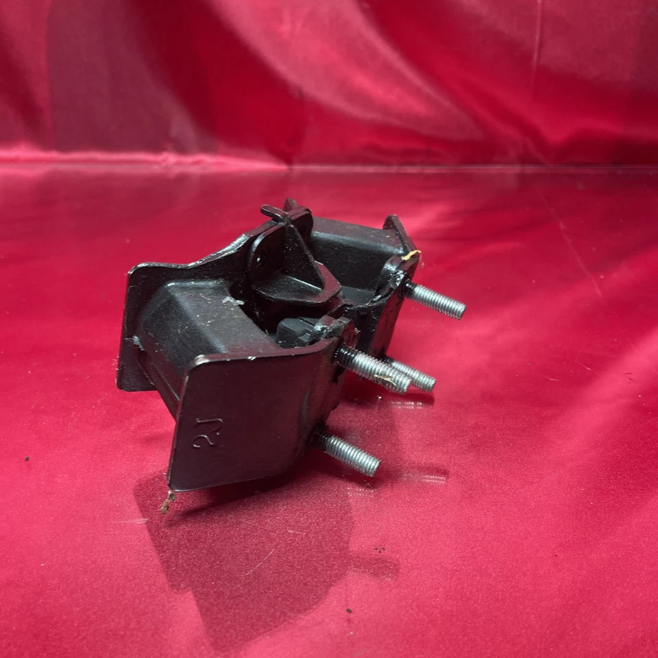 ☑️ ЗАВОДСКОЕ КРЕПЛЕНИЕ КОРОБКИ ПЕРЕДАЧ LEXUS СОВЕРШЕННО НОВОЕ 2001-2005 IS300 AUTO TRANS - Изображение 3 из 4