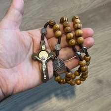 Saint St Benedict Wooden Rosary & Pouch Prayer Beads Crucifix Rosario San Benito