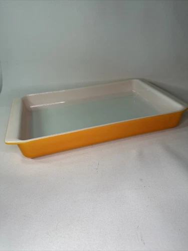 Vintage Pyrex 933 Orange Citrus Daisy Lasagna Dish Pan 13 1/2 x 8 3/4”