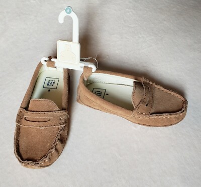 gap driving moccasins