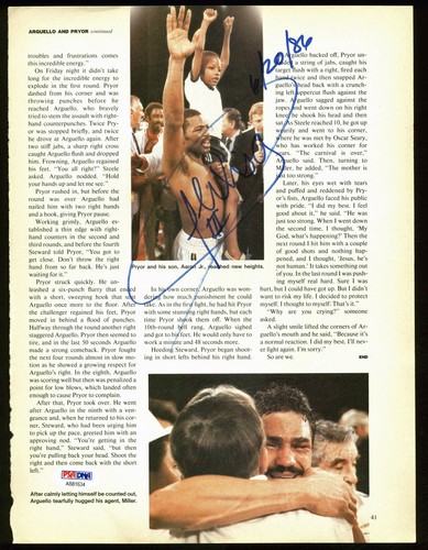 Photo de page authentique du magazine de boxe signée Alexis Arguello PSA/ADN #AB81634 - Photo 1/1