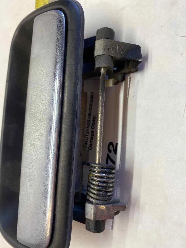 1991 年丰田 4RUNNER 右后乘客侧外门把手 右握 T — 第 3/4 张图片