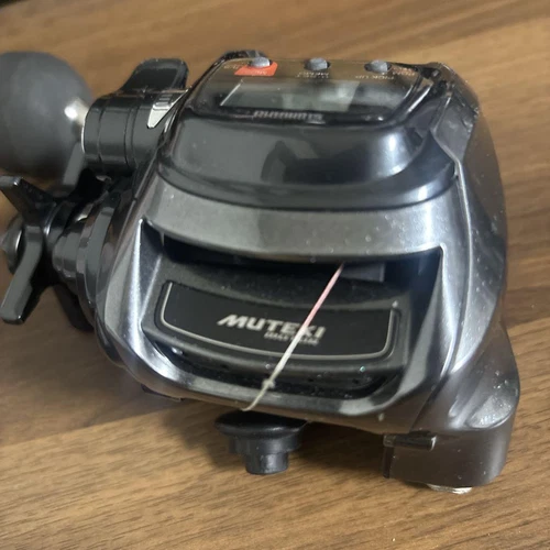 Shimano 17 Plays 1000 Electric Reel Super Free Spool Digital Display Used - Picture 5 of 8