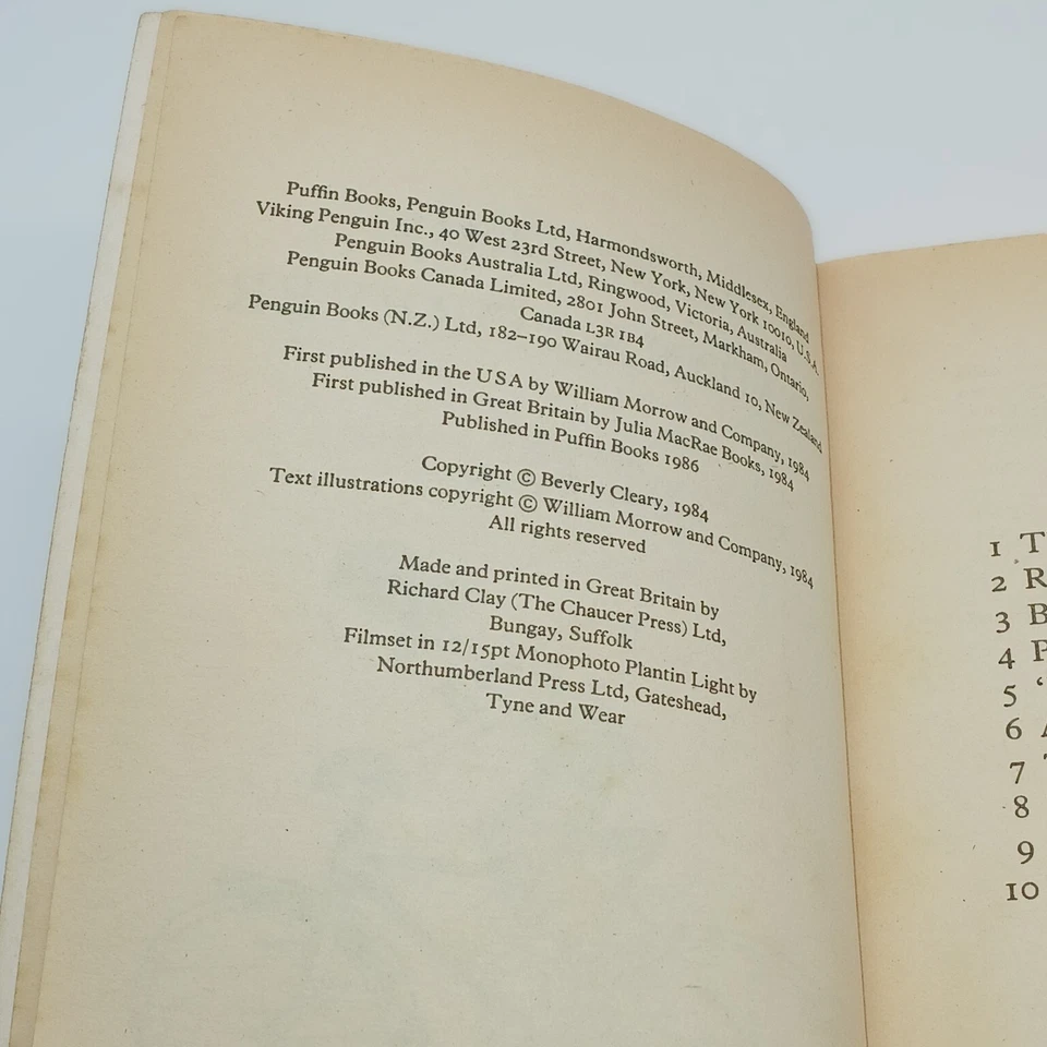 RAMONA FOREVER - BEVERLY CLEARY PAPERBACK BOOK - Image 4 of 4