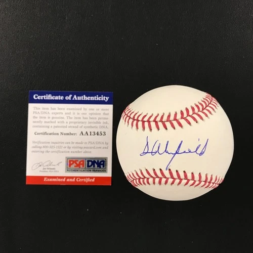 Dave Winfield SIGNED Baseball PSA-DNA Certified Angels/Twins HOF PERFECT