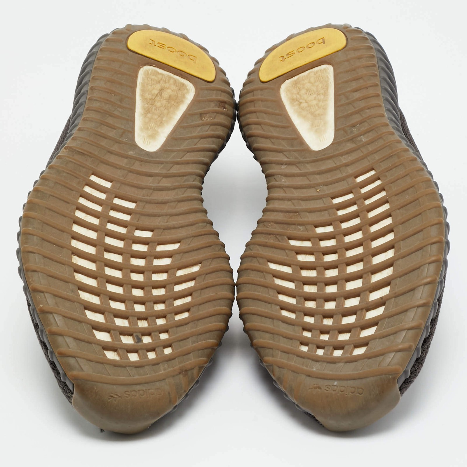 Yeezy x Adidas Boost 350 V2 Cinder Size 47.5 Grey Knit Fabric Low Top Sneakers thumbnail 6