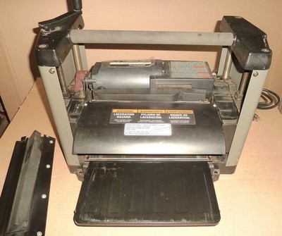 PORTER CABLE MODEL PC305TP PORTABLE 12'' THICKNESS WOOD PLANER TWO KNIFE CUT HEAD