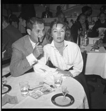 Gloria Grahame Cy Howard Candid 1950's 2.25 x 2.25 B/W Camera Negative