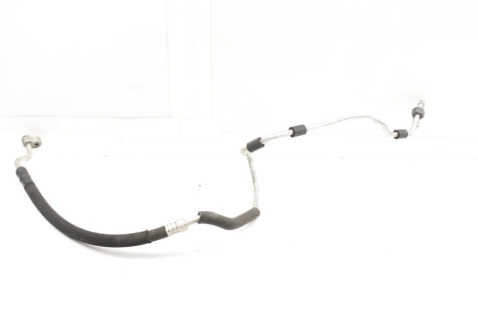 2002-2003 AUDI A4 QUATTRO - Upper AC HOSE / LINE / PIPE (High Pressure) - Image 4 of 4