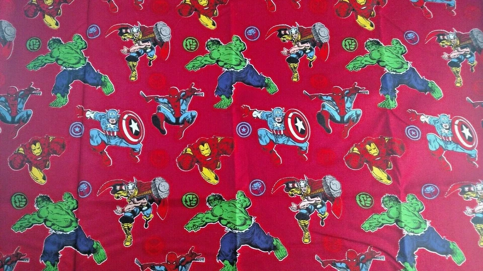 Marvel Avengers Supehero Comic Fat Quarter 100 % tela de algodón 22" x 18" FQ Fury Foto 2 de 2