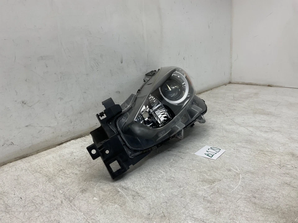 *DAMAGED* 2017 2018 MAZDA 3 DRIVER LH SIDE HALOGEN HEADLIGHT OEM 17 18 Foto 3 de 4