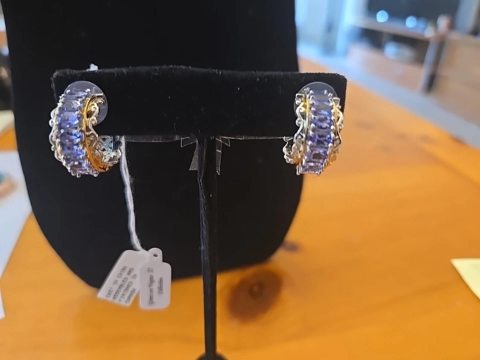 Pendiente SS/PALL 5X3MM TANZANITA HUGGIE ARO TANZANITA Foto 2 de 4