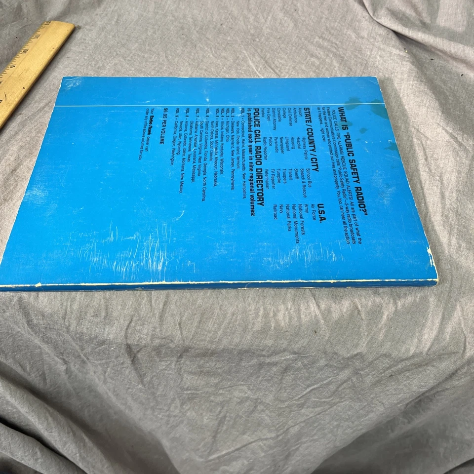 Vintage 1981 RadioShack Police Call Radio Directory - Volume 4 IL, IN,KY, WI - Image 3 of 4