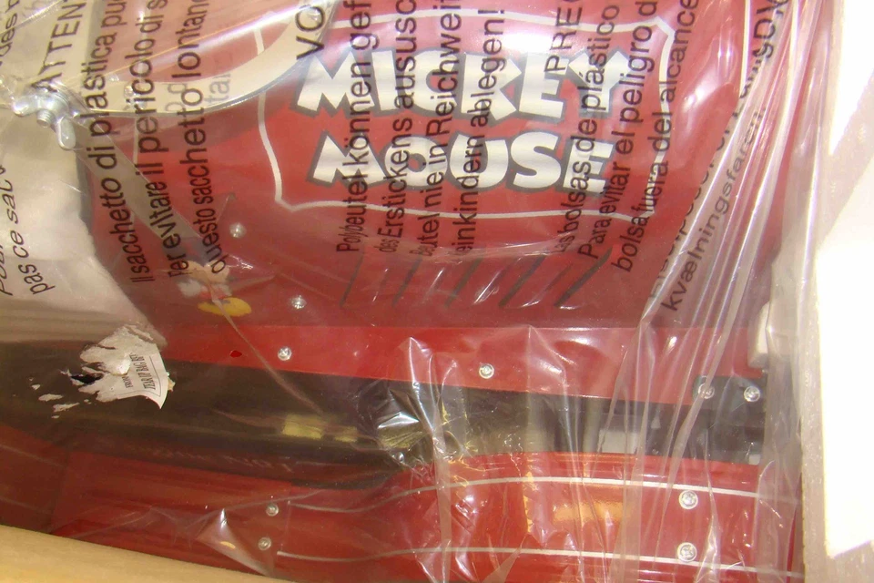  RARO CAMIÓN DE BOMBEROS MICKEY MOUSE A PEDALES - VENDIDO EN 2006 - ¡NUNCA RETIRADO DE LA CAJA! Foto 4 de 4