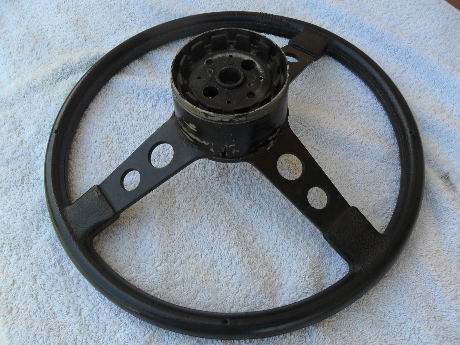 HOLDEN HQ HJ HX HZ 5MM STEERING WHEEL GTS MONARO TORANA LJ LH LX SLR SS