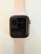 APPLE Watch Series 4 40mm GPS  WiFi  Bluetooth Rose Gold - Great