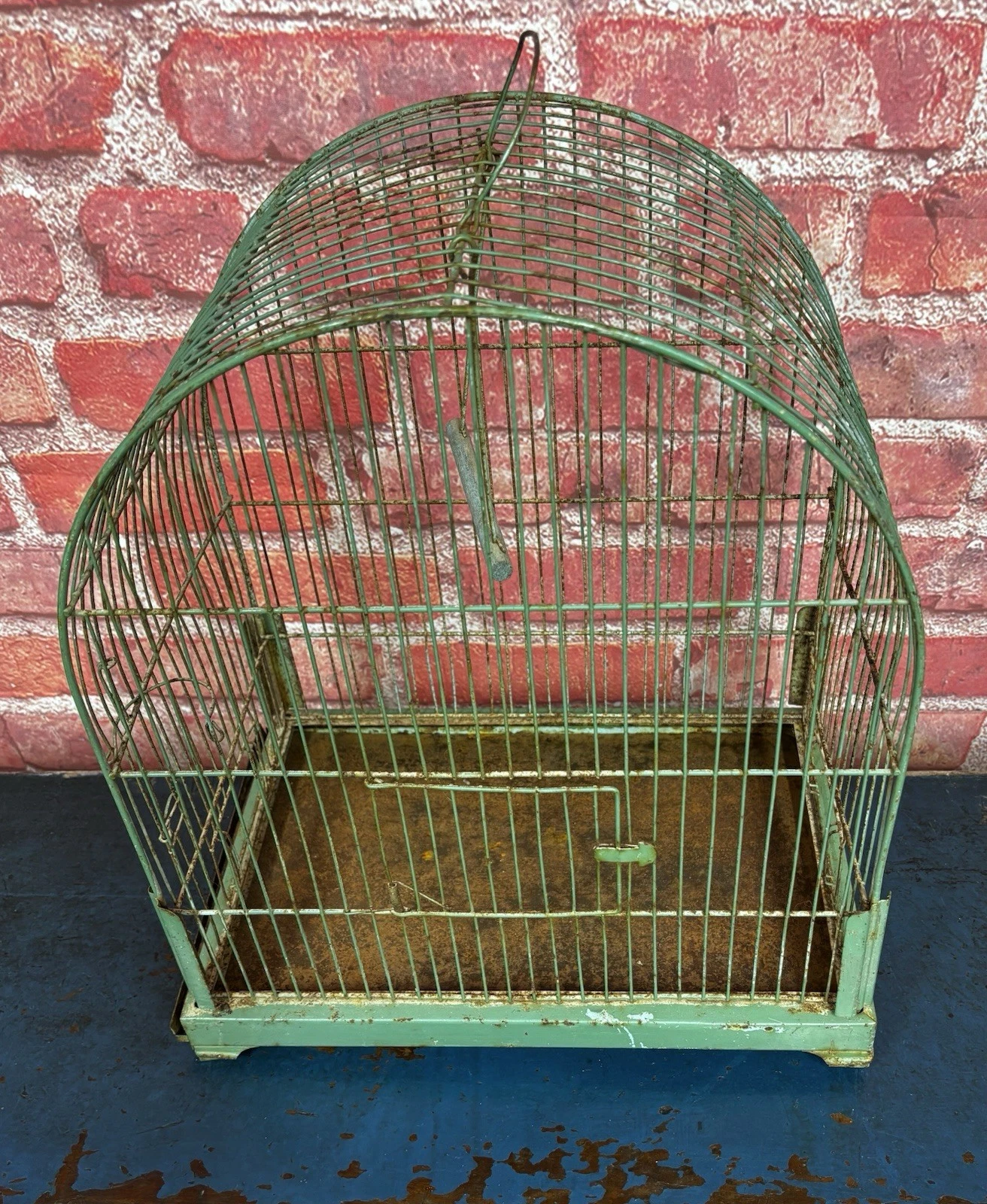 Vintage Green Wire Show Carry Bird Cage Decorative Bird Cage Metal Antique Prop
Opens in a new windo