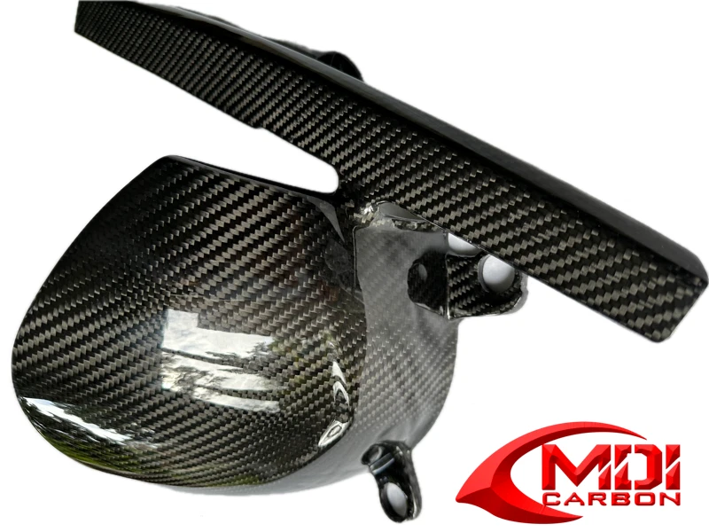 Abrazadera guardabarros trasero de fibra de carbono KTM con protector de cadena Supermoto 990 08-10/950 05 Foto 3 de 3